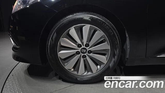 Hyundai Grandeur 2015 thumb 5