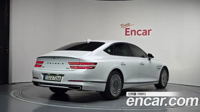 Genesis G80 2021 thumb 2