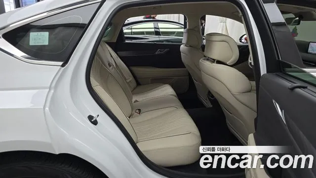Genesis G80 2021 thumb 12