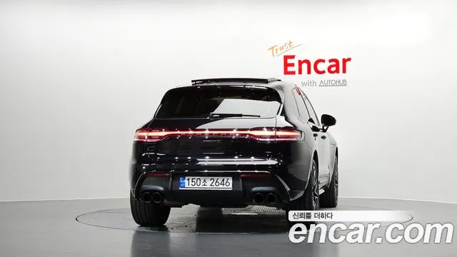 Porsche Macan 2023 thumb 4