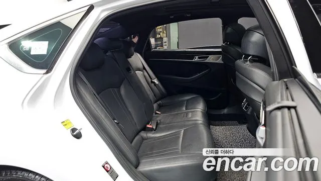 Genesis G80 2018 thumb 12