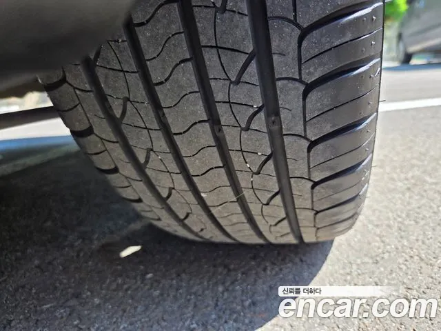 KG_Mobility_Ssangyong TIBOLI 2017 thumb 4