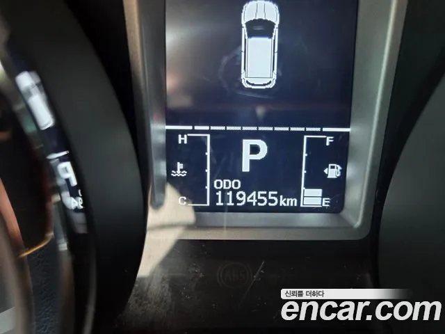 KG_Mobility_Ssangyong TIBOLI 2017 thumb 9