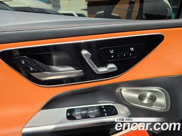 Mercedes-Benz GLC 2024 thumb 8