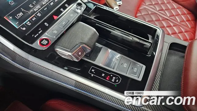 Audi SQ7 2025 thumb 9