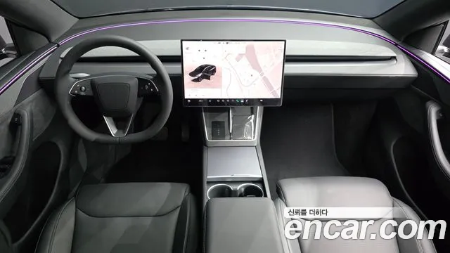 Tesla Model Y 2026 thumb 6