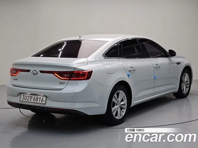Renault-KoreaSamsung Megane 2020 thumb 2
