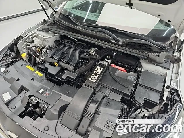 Renault-KoreaSamsung Megane 2020 thumb 6