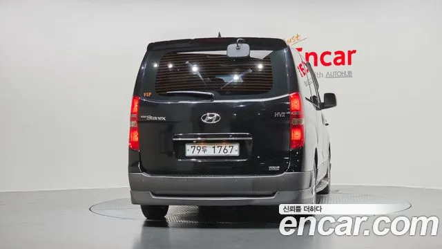 Hyundai Starex 2010 thumb 4