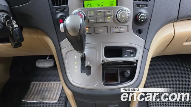 Hyundai Starex 2010 thumb 9