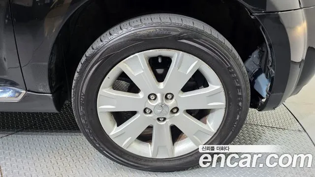 Mitsubishi Outlander 2009 thumb 5