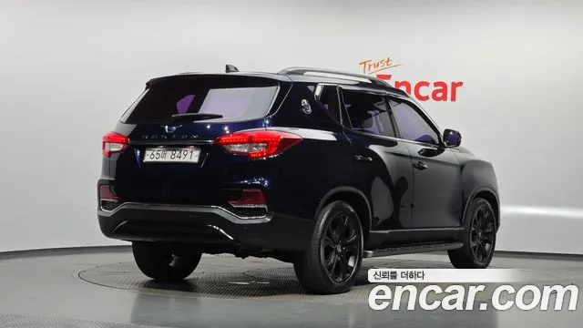 KG_Mobility_Ssangyong Rexton 2018 thumb 2