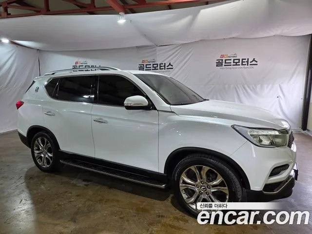 KG_Mobility_Ssangyong Rexton 2018 thumb 3