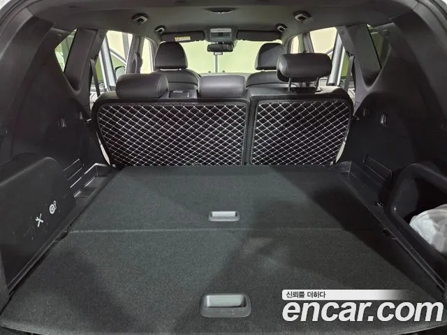 KG_Mobility_Ssangyong Rexton 2018 thumb 10