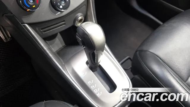 ChevroletGMDaewoo Tracker 2015 thumb 9