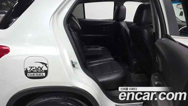 ChevroletGMDaewoo Tracker 2015 thumb 11