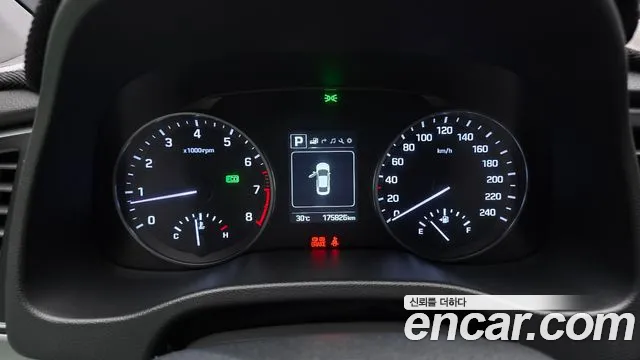 Hyundai Avante 2017 thumb 8