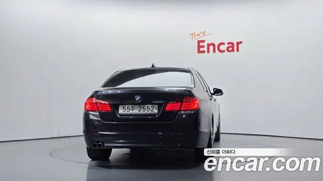 BMW 5-Series 2013 thumb 4