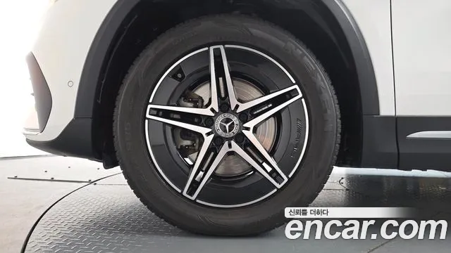 Mercedes-Benz EQA 2021 thumb 4