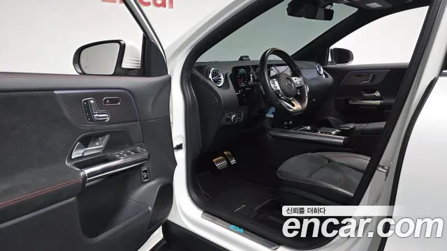 Mercedes-Benz EQA 2021 thumb 9