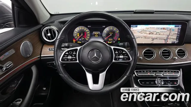 Mercedes-Benz E-Класс 2019 thumb 12
