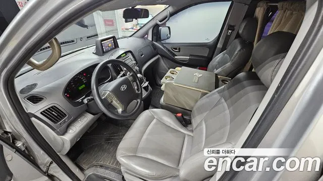 Hyundai Starex 2013 thumb 6