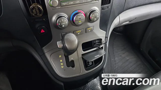 Hyundai Starex 2013 thumb 8