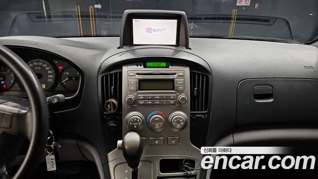 Hyundai Starex 2013 thumb 12
