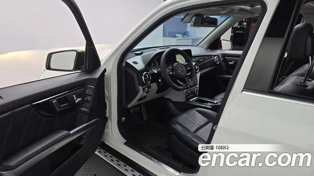 Mercedes-Benz GLK-Class 2015 thumb 9