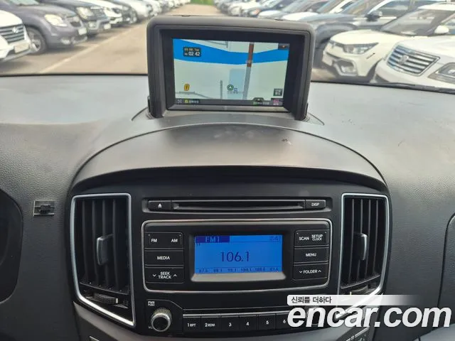 Hyundai Starex 2018 thumb 9