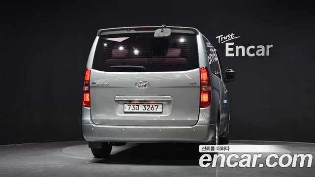 Hyundai Starex 2014 thumb 4