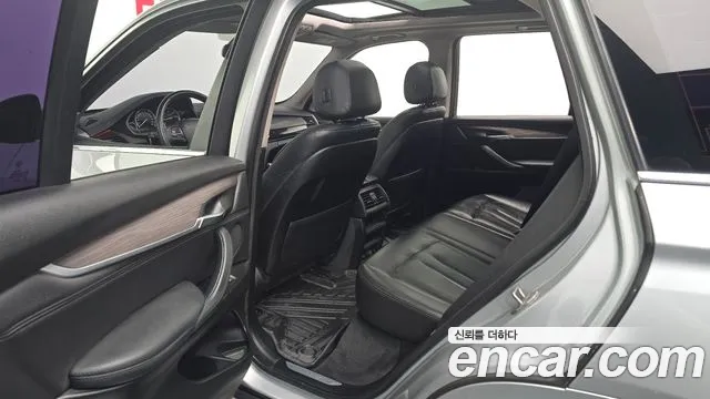 BMW X5 2014 thumb 12