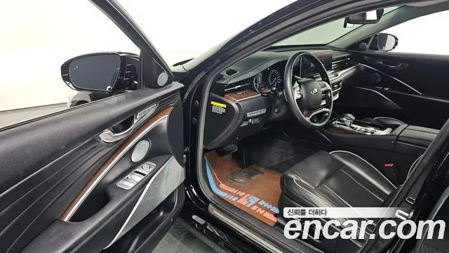 Kia K9 2018 thumb 10