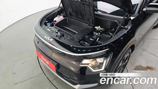 Kia Niro 2023 thumb 6