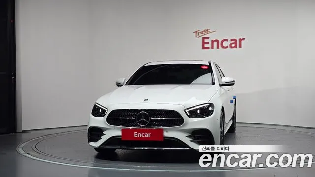 Mercedes-Benz E-Класс 2023 thumb 3