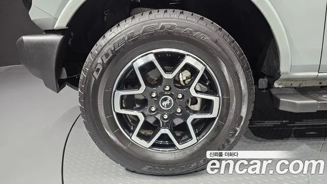 Ford Bronco 2024 thumb 4