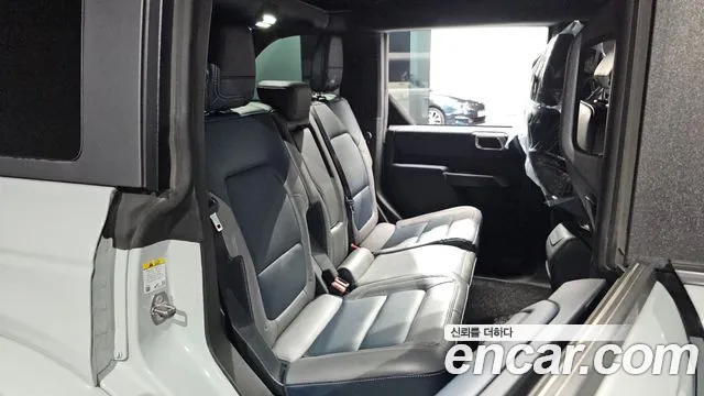 Ford Bronco 2024 thumb 10
