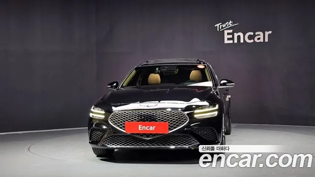 Genesis G70 2022 thumb 3