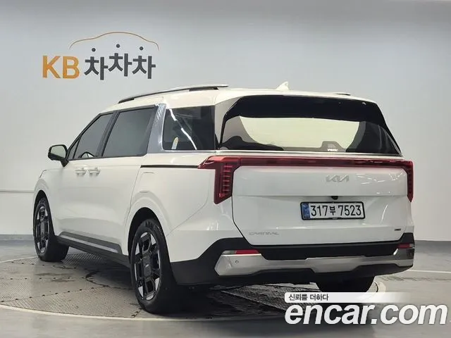 Kia Carnival 2025 thumb 2