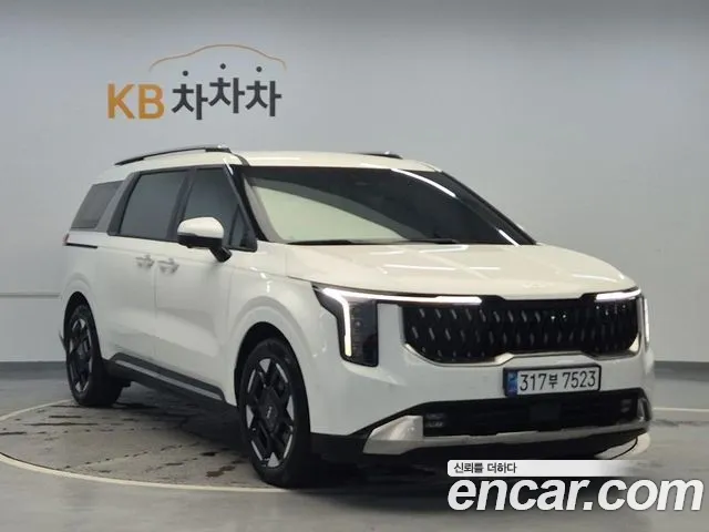 Kia Carnival 2025 thumb 4