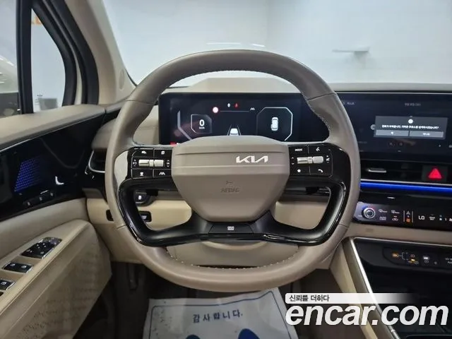 Kia Carnival 2025 thumb 9