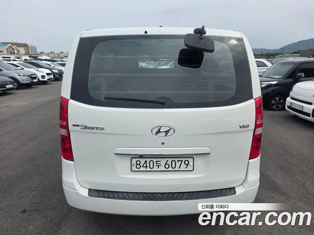 Hyundai Starex 2017 thumb 4