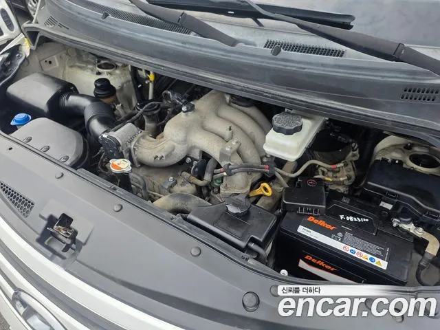 Hyundai Starex 2017 thumb 6