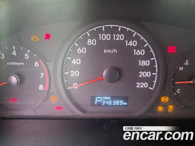 Hyundai Starex 2017 thumb 8