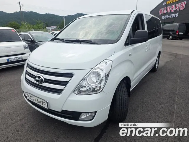 Hyundai Starex 2017 thumb 11