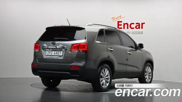 Kia Sorento 2011 thumb 2
