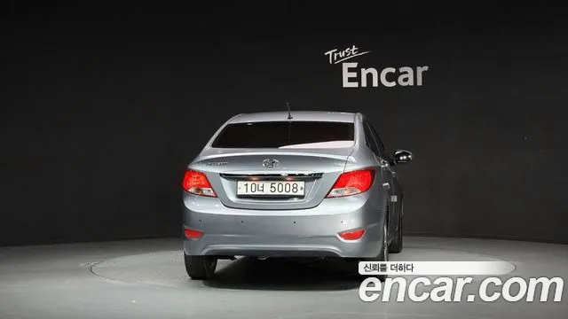 Hyundai Accent 2017 thumb 4