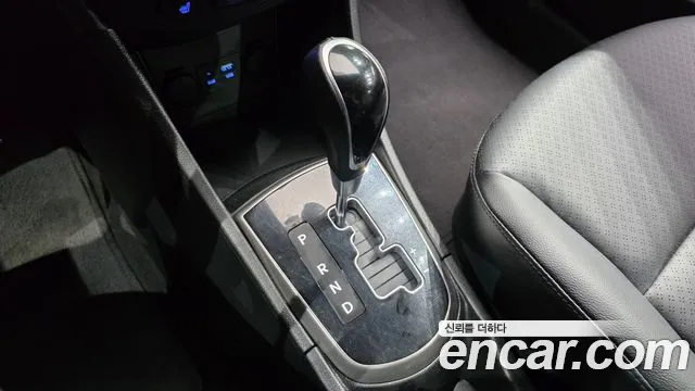 Hyundai Accent 2017 thumb 9