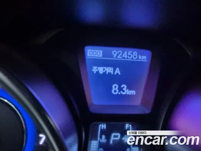 Hyundai Avante 2013 thumb 8