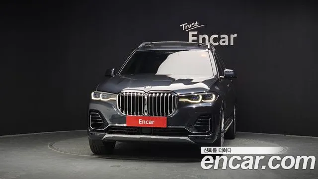 BMW X7 2021 thumb 3